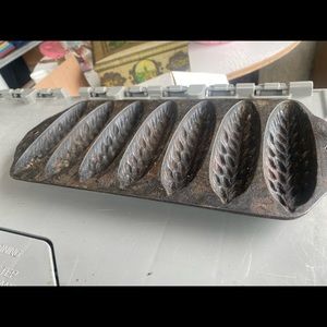 Corn cast iron pan